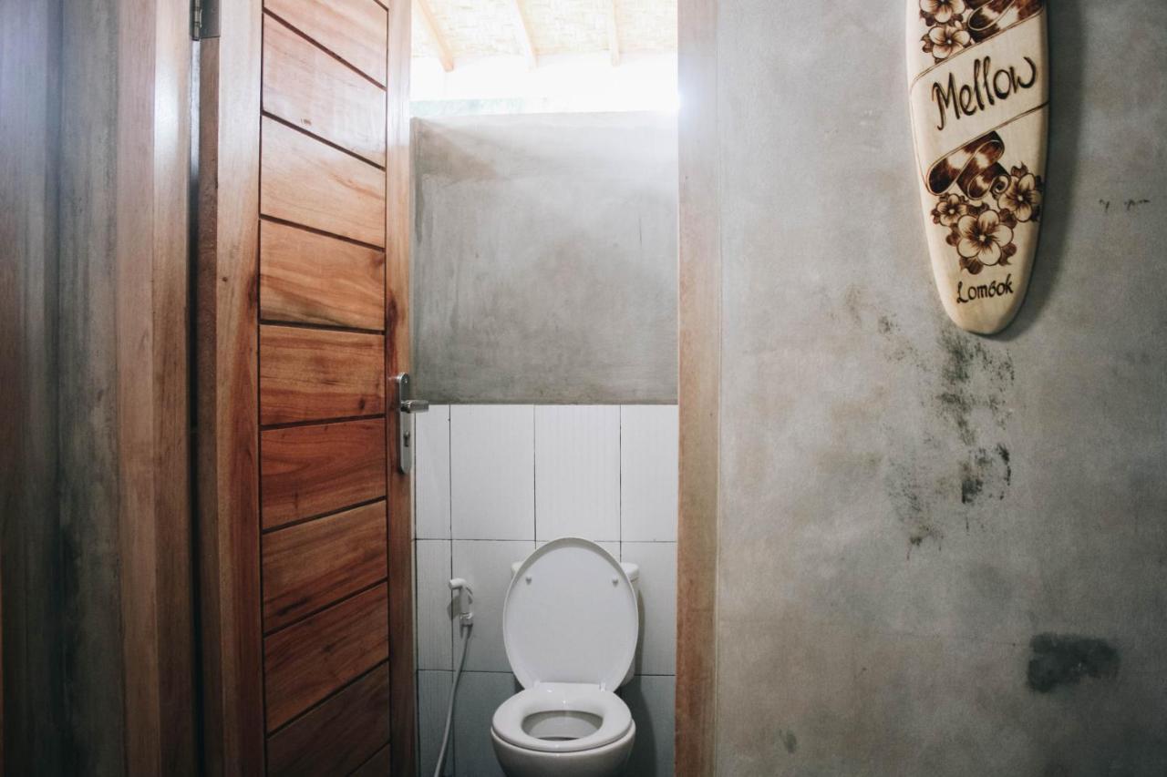 Mellow Hostel Kuta  Bagian luar foto