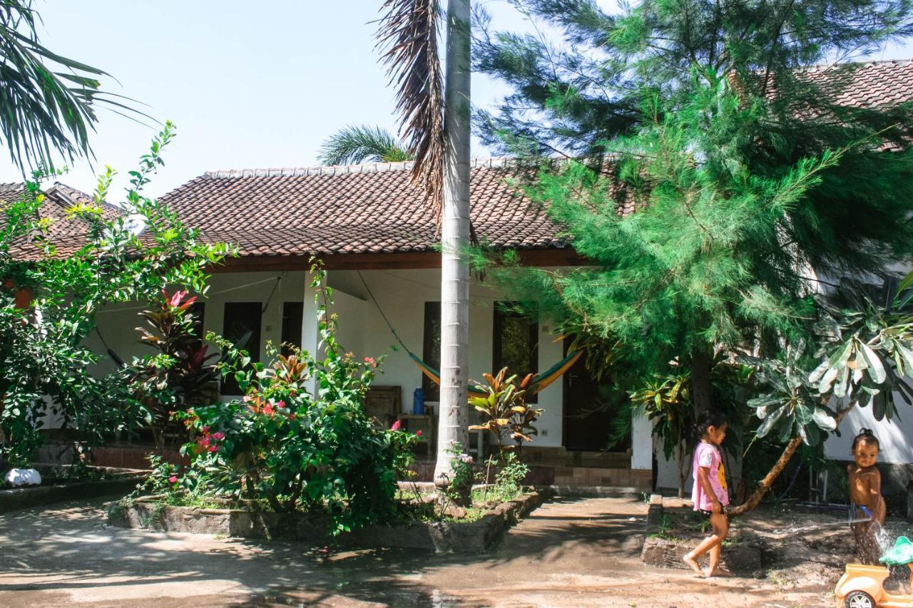 Mellow Hostel Kuta  Bagian luar foto